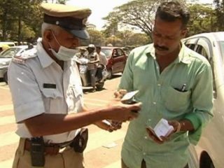ಇನ್ನು ಮುಂದೆ ಡಿಎಲ್, ಆರ್ ಸಿ ಕೇಳಿದ್ರೆ ಮೊಬೈಲ್‍ನಲ್ಲೇ ತೋರಿಸಿ