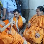 ದೀಕ್ಷೆ ಕೊಟ್ಟ ಗುರುವಿನ ಆರೋಗ್ಯ ವಿಚಾರಿಸಿದ ಉಮಾಭಾರತಿ