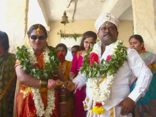 ಅಂಧ ಯುವತಿಗೆ ಬಾಳು  ಕೊಟ್ಟ ಯುವಕ -ಸಂಭ್ರಮದಿಂದ ನಡೆಯಿತು ಮದುವೆ