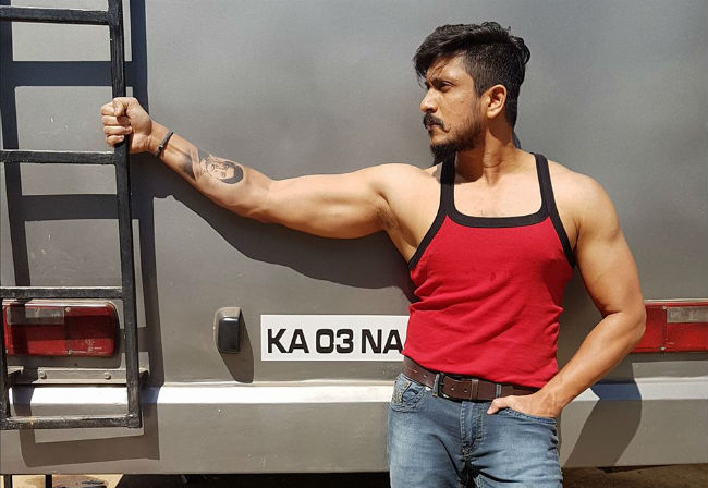 ನಟಿ ಸುಮಲತಾ ಅಂಬರೀಶ್ ಟ್ಯಾಟೋ ಹಾಕಿಸಿಕೊಂಡ ಸ್ಯಾಂಡಲ್‍ವುಡ್ ಕೃಷ್ಣ