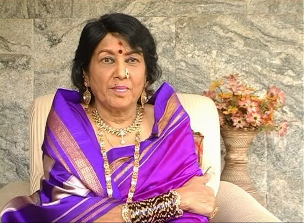 ಅಭಿನಯ ಶಾರದೆಗೆ ಮುಂದುವರೆದ ಚಿಕಿತ್ಸೆ-ಆಸ್ಪತ್ರೆಯತ್ತ ಸಿನಿ ಕಲಾವಿದರು