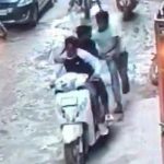 10ಕ್ಕೂ ಹೆಚ್ಚು ಬೈಕ್‍ಗಳಲ್ಲಿ ಬಂದು ಯುವಕನಿಗೆ 50 ಬಾರಿ ಇರಿದು, ರಾಡ್‍ನಿಂದ ಹೊಡೆದ್ರು