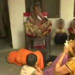 ಸಿಎಂ ಯೋಗಿ ಆದಿತ್ಯನಾಥ್ ಮನೆ ಮುಂದೆಯೇ ಯುವತಿ ಆತ್ಮಹತ್ಯೆಗೆ ಯತ್ನ!