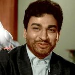 ಇಂದು ನಟ  ಸಾರ್ವಭೌಮ ರಾಜ್‍ಕುಮಾರ್ ಜಯಂತಿ – ರಾಜ್ ಪುತ್ಥಳಿ ಬಳಿ ಅಭಿಮಾನಿಯ ಮದುವೆ