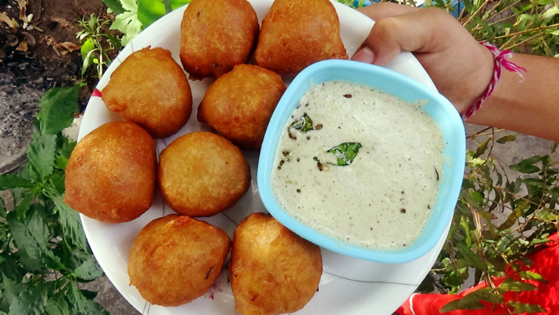 ಕ್ಷಣಮಾತ್ರದಲ್ಲೇ ಮೊಸರು ಬೋಂಡಾ ಮಾಡೋದು ಹೇಗೆ?