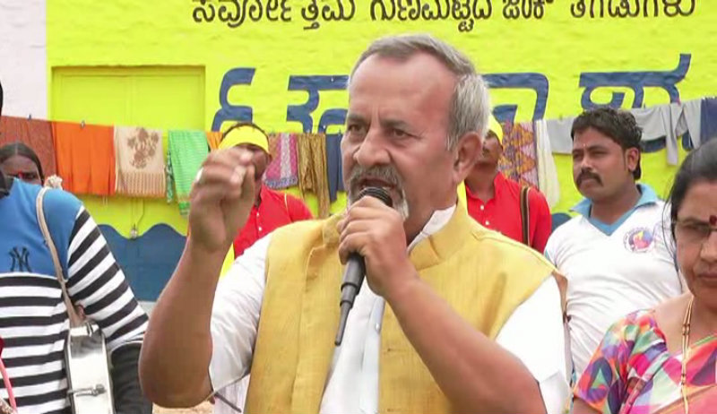 ಕಲೆ, ಸಂಸ್ಕೃತಿಗಾಗಿ ಸರ್ಕಾರಿ ನೌಕರಿಗೆ ಗುಡ್‍ಬೈ ಅಂದ್ರು ಹಗರಿಬೊಮ್ಮನಹಳ್ಳಿಯ ರಾಜಾರಾವ್