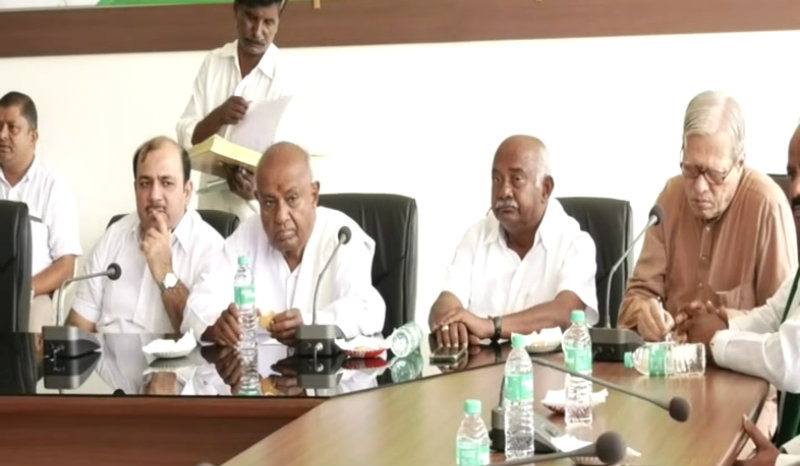 ಪ್ರಜ್ವಲ್ ರೇವಣ್ಣ ಹಾಸನದಿಂದ ಸ್ಪರ್ಧೆ – ಇಂದಿನ ಸಭೆಯಲ್ಲಿ ಅಂತಿಮ ನಿರ್ಧಾರ ಸಾಧ್ಯತೆ