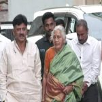 ನಿಮ್ಮ ಮಗನ ಆಸ್ತಿ ಎಷ್ಟಿದೆ  – ಡಿಕೆಶಿ ತಾಯಿಗೆ ಐಟಿ ಕೇಳಿದ ಪ್ರಶ್ನೆಗಳು ಏನು?
