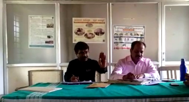 ಹೌದು ರೋಗಿಗಳಿಂದ ಹಣ ಪಡೆಯುತ್ತೇನೆ ಏನಿವಾಗ – ಸರ್ಕಾರಿ ವೈದ್ಯ