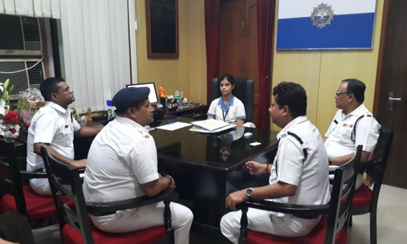 ಡೆಪ್ಯೂಟಿ ಕಮಿಶನರ್ ಆಗಿ ನೇಮಕ – ತಂದೆಗೆ ಮಗಳಿಂದ ಖಡಕ್ ಆದೇಶ