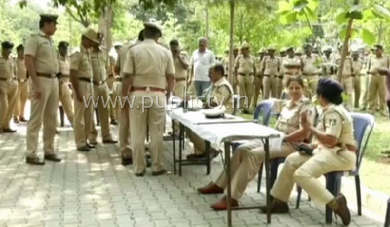 ಸಿಎಂ ಫುಲ್ ಬ್ಯುಸಿ- ಪದಕ ಘೋಷಣೆಯಾಗಿ ವರ್ಷ ಕಳೆದ್ರೂ ಪೊಲೀಸ್ರಿಗೆ ಸಿಕ್ಕಿಲ್ಲ ಪದಕ ಭಾಗ್ಯ