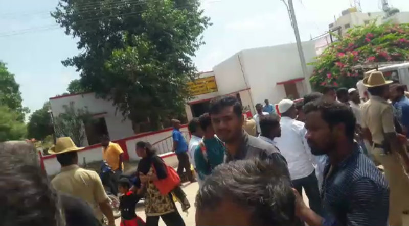 ಮದರಸಕ್ಕೆ ಸಾಗಿಸುತ್ತಿದ್ದ 50ಕ್ಕೂ ಹೆಚ್ಚು ಮಕ್ಕಳು ವಶಕ್ಕೆ ಪಡೆದು ವಿಚಾರಣೆ