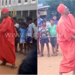 ಮಠದ ವಿದ್ಯಾರ್ಥಿಗಳೊಂದಿಗೆ ಕ್ರಿಕೆಟ್ ಆಡಿ ಸಂಭ್ರಮಿಸಿದ ಸಿದ್ದಗಂಗಾ ಶ್ರೀ