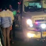 ಮದುವೆಗೆ ತೆರಳುತ್ತಿದ್ದಾಗ ಕಾರು ಡಿಕ್ಕಿ- ಪತಿ ಸ್ಥಳದಲ್ಲೇ ಸಾವು