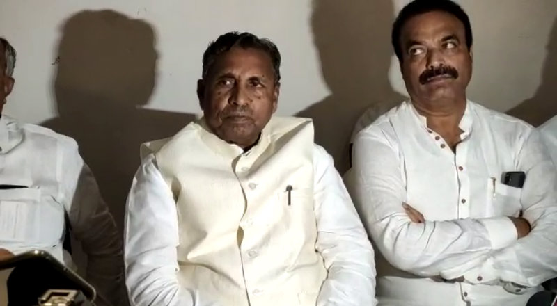 ಮಾನ ಮರ್ಯಾದೆ ಇದ್ರೆ ಕಾಂಗ್ರೆಸ್ ಕಚೇರಿಗೆ ಕಾಲಿಡ್ಬಾರ್ದು: ಮುನಿಯಪ್ಪ ಆಕ್ರೋಶ