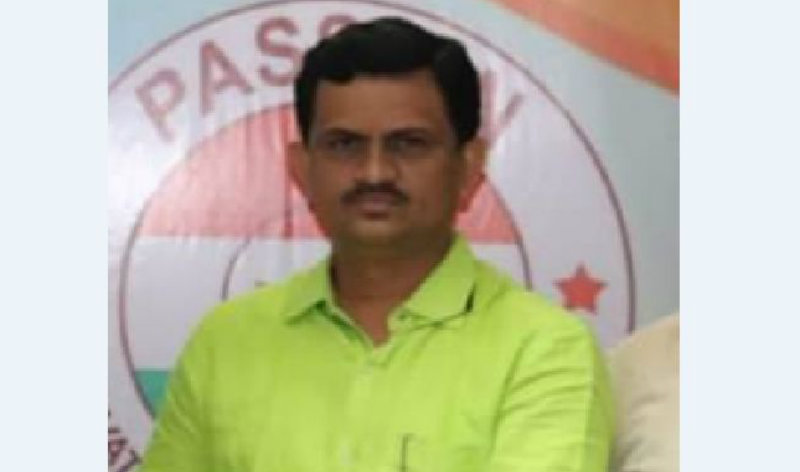 ಲೇಡಿಸ್ ಹಾಸ್ಟೆಲ್‍ಗೆ ನುಗ್ಗಿ ವಿಡಿಯೋ ಚಿತ್ರೀಕರಿಸ್ತಾನೆ, ಪ್ರಶ್ನಿಸಿದ್ರೆ ನಾನು ಹಿರಿಯ ಅಧಿಕಾರಿ ಅಂತಾನೆ