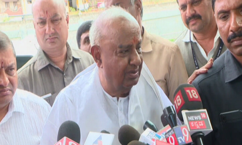 ಜನತೆಯ ಕಷ್ಟದ ಬದಲಾಗಿ ಬಿಎಸ್‍ವೈಗೆ ಕುರ್ಚಿ ಚಿಂತೆ- ಎಚ್‍ಡಿಡಿ