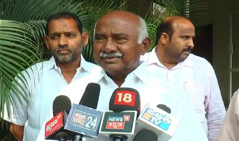 ಸೋಂಕು ಹೆಚ್ಚಿಲ್ಲದ ಜಿಲ್ಲೆಗಳಲ್ಲಿ ಲಾಕ್‍ಡೌನ್ ಬೇಡ: ಎಚ್ ವಿಶ್ವನಾಥ್