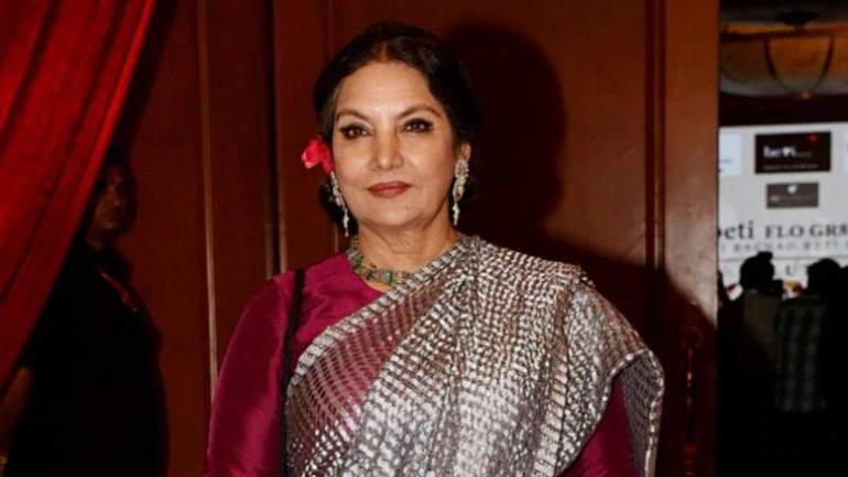 ಶಬಾನಾ ಅಜ್ಮಿ ಕಾರ್ ಅಪಘಾತ- ಚಾಲಕನ ವಿರುದ್ಧ ಎಫ್‍ಐಆರ್