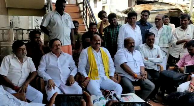 ಮಂತ್ರಾಲಯ ಕರ್ನಾಟಕಕ್ಕೆ ಸೇರಿಸಲು ಸಿಎಂ ಬಿಎಸ್‍ವೈಗೆ ಮನವಿ: ಪಿ.ತಿಕ್ಕಾರೆಡ್ಡಿ