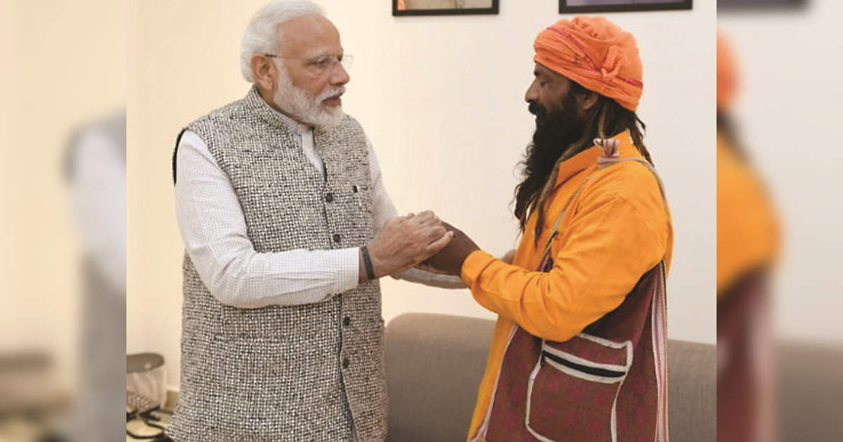 ಮಗಳ ಮದ್ವೆಗೆ ಆಹ್ವಾನಿಸಿದ್ದ ಆಟೋ ಚಾಲಕನನ್ನು ಭೇಟಿ ಮಾಡಿದ ಮೋದಿ