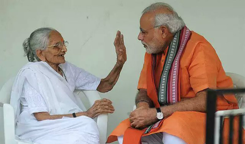 ಕೊರೊನಾ ವಿರುದ್ಧದ ಹೋರಾಟಕ್ಕೆ 25 ಸಾವಿರ ರೂ. ದೇಣಿಗೆ ನೀಡಿದ ಪ್ರಧಾನಿ ಮೋದಿ ತಾಯಿ
