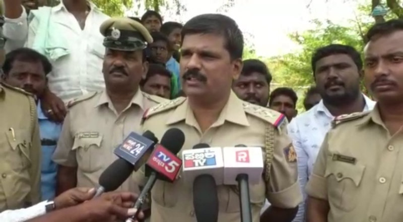 ಗ್ರಾಮವನ್ನು ಮದ್ಯಮುಕ್ತ ಮಾಡಿದ ಪೊಲೀಸರು