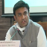 ಜನರಿಗೊಂದು ನಿಯಮ, ಸಚಿವರಿಗೊಂದು ನಿಯಮ – ಕೊರೊನಾ ಮಾರ್ಗಸೂಚಿ ಉಲ್ಲಂಘನೆ