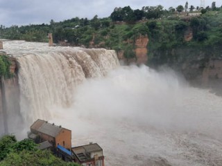 ಧುಮ್ಮಿಕ್ಕಿ ಹರಿಯುತ್ತಿರೋ ಗೋಕಾಕ್ ಜಲಪಾತ