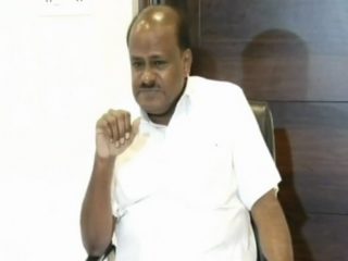 ರಾಜಕೀಯ ಪ್ರೇರಿತವೆಂದು ಶೆಲ್ಟರ್ ಪಡೆಯುತ್ತೇವೆ: ಎಚ್‍ಡಿಕೆ