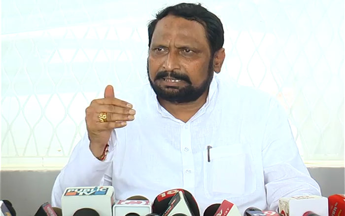 ಸಿದ್ದರಾಮಯ್ಯ ಅಲ್ಪಸಂಖ್ಯಾತರ ತುಷ್ಟೀಕರಣಕ್ಕಾಗಿ ಹೇಳಿಕೆ ನೀಡ್ತಿದ್ದಾರೆ: ಸವದಿ