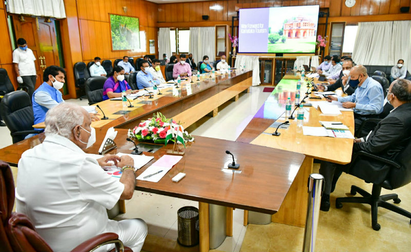 ಪ್ರವಾಸೋದ್ಯಮ ಅಭಿವೃದ್ಧಿಗೆ ಸಮಗ್ರ ವರದಿ ಸಲ್ಲಿಸಿ – ಸಿಎಂ ಸೂಚನೆ