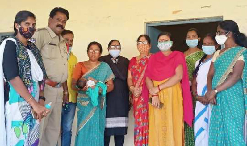 ಪತಿ ಸಾವನ್ನಪ್ಪಿದ 2 ವರ್ಷಗಳ ಬಳಿಕ ಮಗು ಜನನ- ಹಣಕ್ಕಾಗಿ ಹಸುಗೂಸನ್ನೇ ಮಾರಿದ ತಾಯಿ