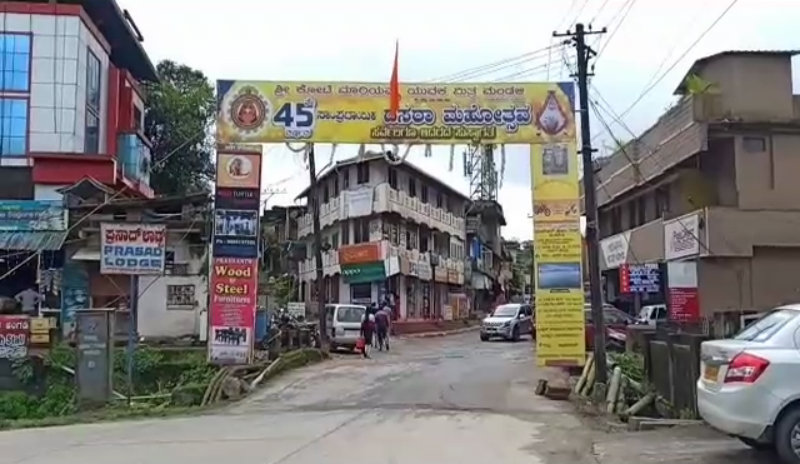 ಸರಳ, ಸುಂದರ ದಸರಾ ಆಚರಣೆಗೆ ಮಂಜಿನ ನಗರಿಯ ದಶದೇವಾಲಯಗಳು ತಯಾರಿ