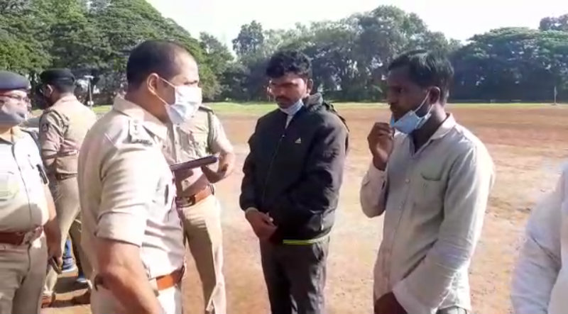 ರೌಡಿಶೀಟರ್ ಜುಟ್ಟು ಹಿಡಿದು ಕೆನ್ನೆಗೆ ಹೊಡೆದ ಎಸ್‍ಪಿ