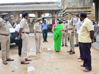 ಶ್ರೀಭೋಗನಂದೀಶ್ವರ ಆಲಯದಲ್ಲಿ ಭಕ್ತರು ದೀಪ ಹಚ್ಚುವಂತಿಲ್ಲ: ಡಿಸಿ
