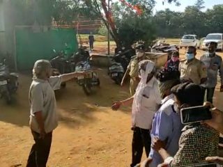 ದಾವಣಗೆರೆ ಬೀರಲಿಂಗೇಶ್ವರ ದೇಗುಲ ಪೂಜೆ ವಿವಾದ – ಬೇರೆ ಪೂಜಾರಿ ಬೇಡವೆಂದ ಹಳೆ ಪೂಜಾರಿ