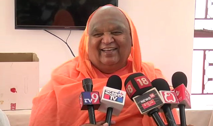 ರಾಜ್ಯ, ದೇಶದಲ್ಲಿ ರಾಜಕೀಯ ವಿಪ್ಲವ: ಕೋಡಿಮಠದ ಶ್ರೀಗಳ ಭವಿಷ್ಯ ವಾಣಿ