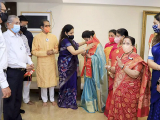 ಉದ್ಧವ್ ಕೊರೊನಾ ನಿಭಾಯಿಸಿದ ರೀತಿ ಕಂಡು, ಪ್ರಭಾವಿತಳಾಗಿ ಶಿವ ಸೇನೆ ಸೇರಿದೆ: ಊರ್ಮಿಳಾ