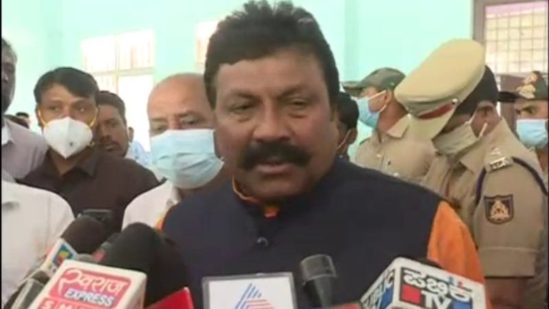 ರೈತರನ್ನು ದಾರಿ ತಪ್ಪಿಸುವ ಕೆಲಸ: ಬಿಸಿ ಪಾಟೀಲ್