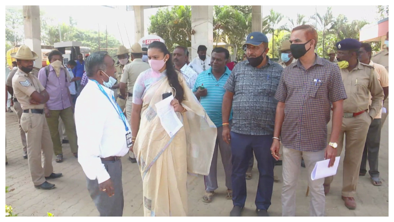 ಸರ್ಕಾರಿ ಜಾಗದಲ್ಲಿ ಪೆಟ್ರೋಲ್ ಬಂಕ್ – ಅಧಿಕಾರಿಗಳಿಂದ ತೆರವು ಕಾರ್ಯ