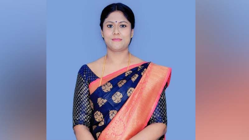 ದೇಶ, ವಿದೇಶ ಸುತ್ತಾಡಿ ಕೆಲಸ ಮಾಡಿ, ಲಕ್ಷಗಟ್ಟಲೆ ಸಂಬಳ ಪಡೆಯುತ್ತಿದ್ದ ಟೆಕ್ಕಿ ಈಗ ಗ್ರಾಮ ಪಂಚಾಯಿತಿ ಅಧ್ಯಕ್ಷೆ