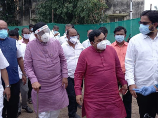 ಚಿಂಚೋಳಿ ಆಸ್ಪತ್ರೆಗೆ ಸಚಿವ ಮುರುಗೇಶ್ ನಿರಾಣಿ ದಿಢೀರ್ ಭೇಟಿ