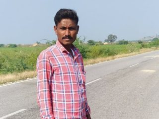 ಯುವಕನ ಬರ್ಬರ ಕೊಲೆ- ದೇವಾಲಯ ಮುಂದೆ ಶವ ಪತ್ತೆ
