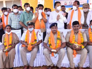 ಕೊರೊನಾ ವಾರಿಯರ್ಸ್‌ಗೆ ಸಚಿವ ಪ್ರಭು ಚವ್ಹಾಣ್ ಸನ್ಮಾನ