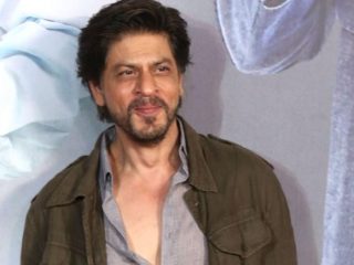 #AskSRK ನೀವು ನಮ್ಮ ರೀತಿ ನಿರುದ್ಯೋಗಿಯಾದ್ರಾ? ಅಭಿಮಾನಿ ಪ್ರಶ್ನೆಗೆ ಶಾರೂಖ್ ಉತ್ತರ