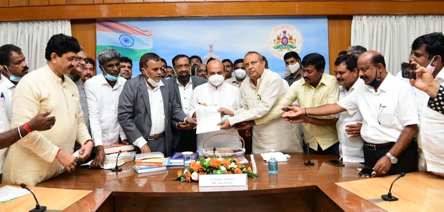 ಬಲಿಷ್ಠ ಸಮುದಾಯವನ್ನು ಪ್ರವರ್ಗ 2ಎ ಗೆ ಸೇರಿಸದಂತೆ ಅತಿ ಹಿಂದುಳಿದ ವರ್ಗಗಳ ಜಾಗೃತ ವೇದಿಕೆ ಆಗ್ರಹ