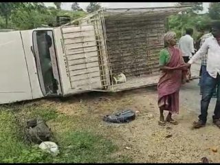 school vehicle accident Yadagiri
