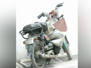 ಜಮೀರ್ ಮನೆಗೆ ಹಾಲು ಹಾಕಲು ಬಂದ ವ್ಯಕ್ತಿಯೂ ಒಳಗೆ ಲಾಕ್