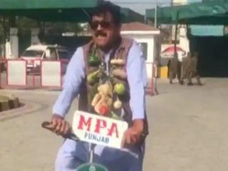 Pakistan Minister